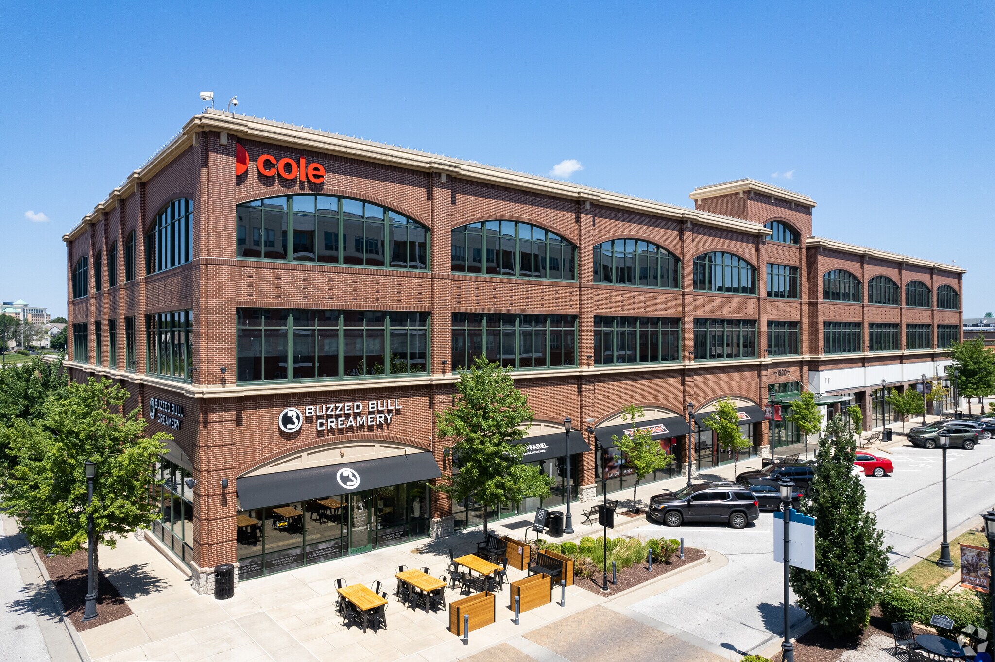 1520 S 5th St, Saint Charles, MO à louer Photo du bâtiment- Image 1 de 61