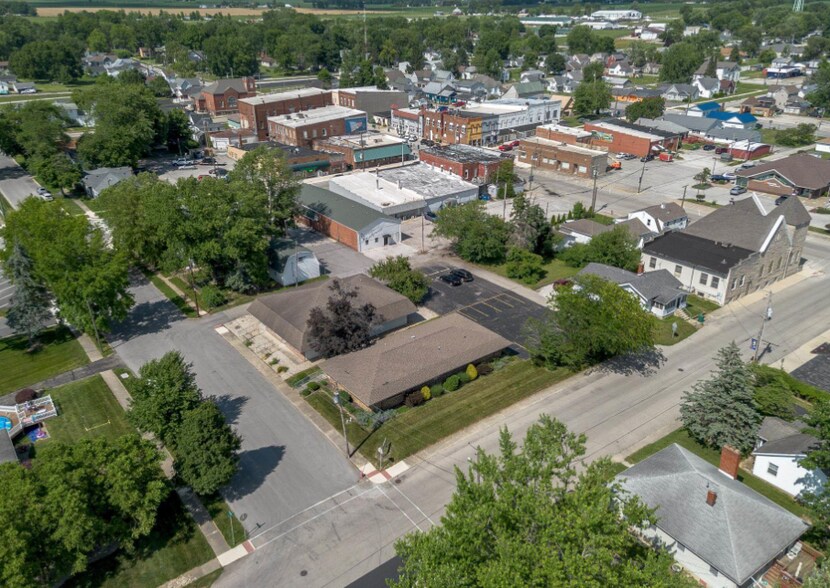 124 S Green St, Greentown, IN à vendre - Aérien - Image 2 de 8