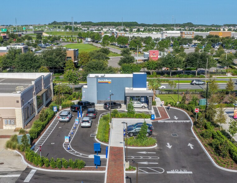 5205 Hamlin Groves Trl, Winter Garden, FL à vendre - Photo du bâtiment - Image 2 de 4