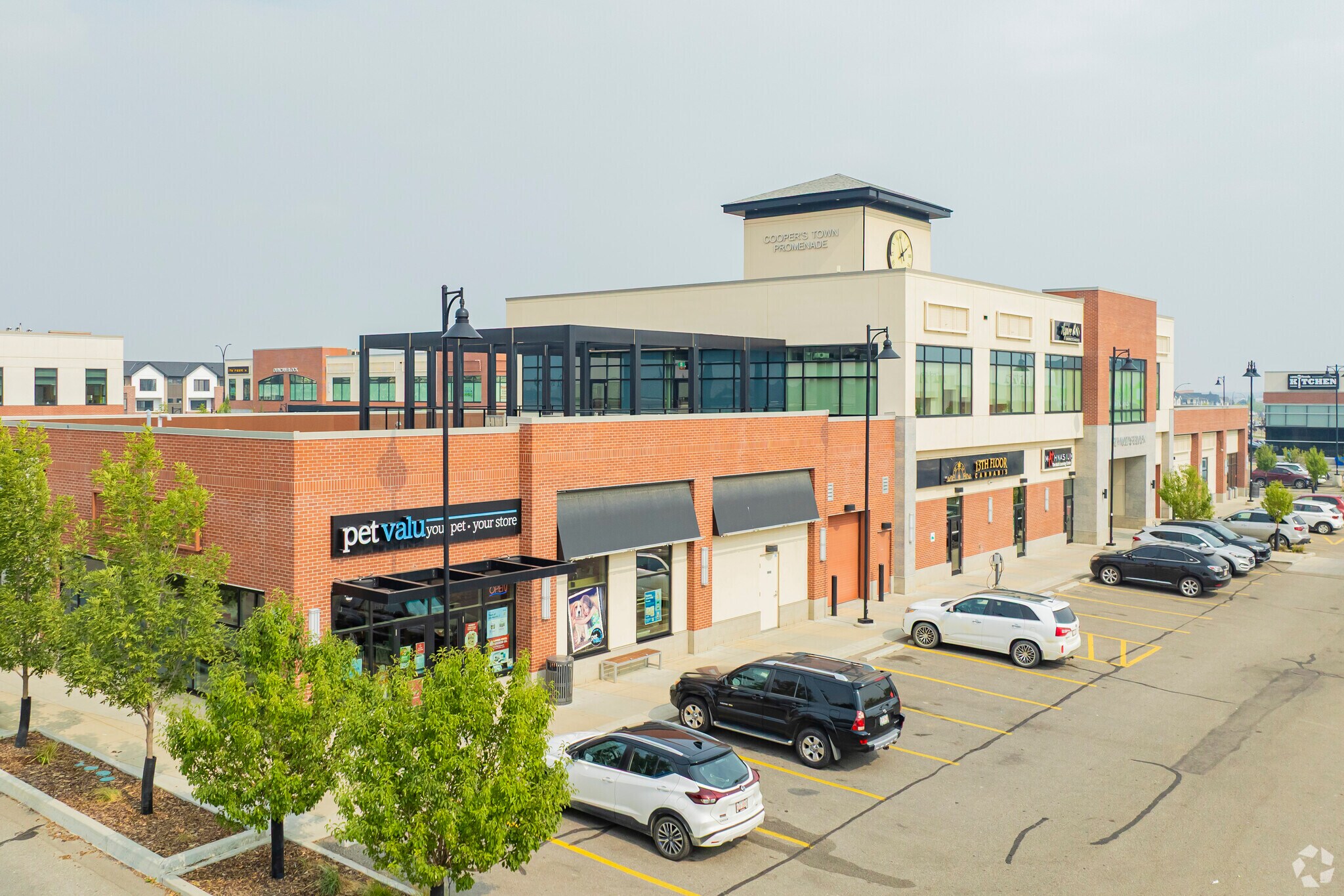 401 Cooper's Blvd SW, Airdrie, AB à vendre Photo principale- Image 1 de 1