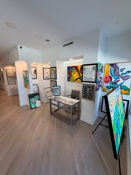 374 13th Ave S, Naples, FL à louer - Photo intérieure - Image 2 de 6