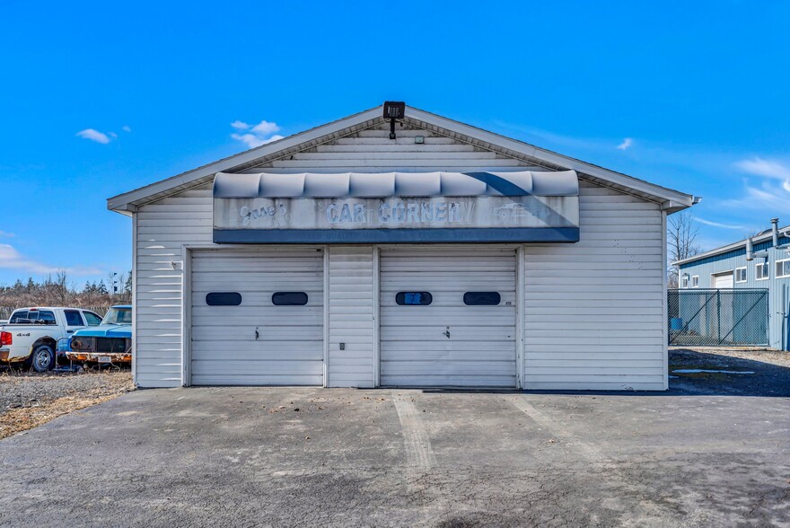 3628.5 Military Rd, Niagara Falls, NY for sale - Building Photo - Image 2 of 7