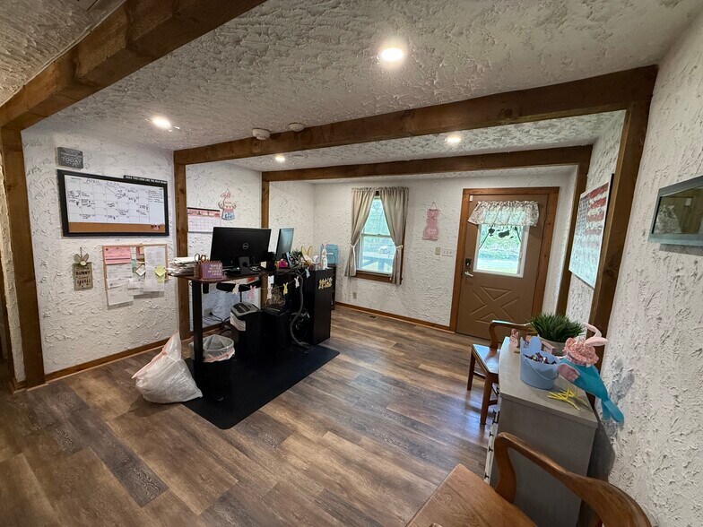1108 Wilroy Rd, Suffolk, VA à vendre - Photo du bâtiment - Image 2 de 7