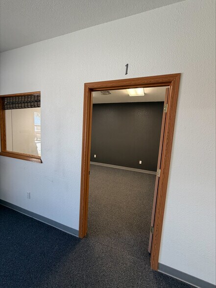 302 E 23rd St, Fort Scott, KS à louer - Photo du bâtiment - Image 2 de 7