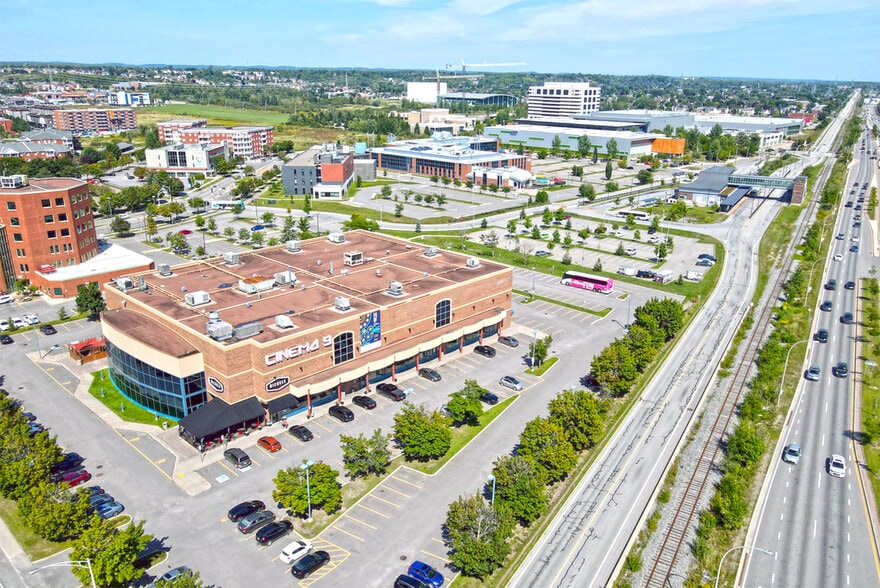 120 Boul de l'Hôpital, Gatineau, QC à louer - Photo du bâtiment - Image 3 de 4
