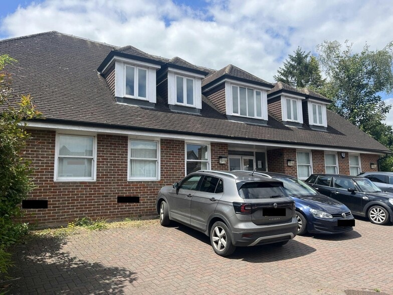 High St, Great Missenden for lease - Building Photo - Image 2 of 2