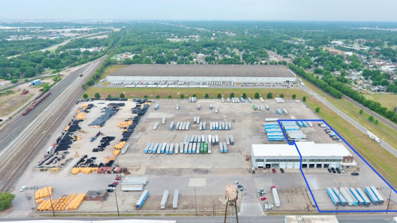 220 S Belmont Ave, Indianapolis, IN for lease - Aerial - Image 2 of 7