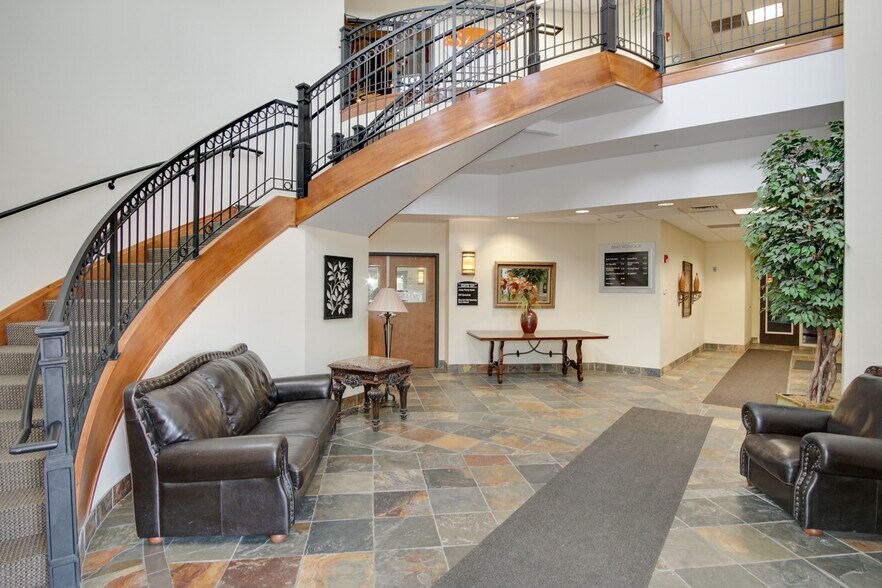 8846 S Redwood Rd, West Jordan, UT à vendre - Photo du bâtiment - Image 2 de 19