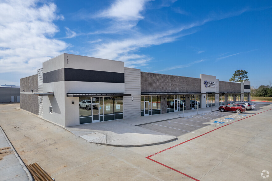 5430 FM 359 Rd, Fulshear, TX for lease - Primary Photo - Image 1 of 8