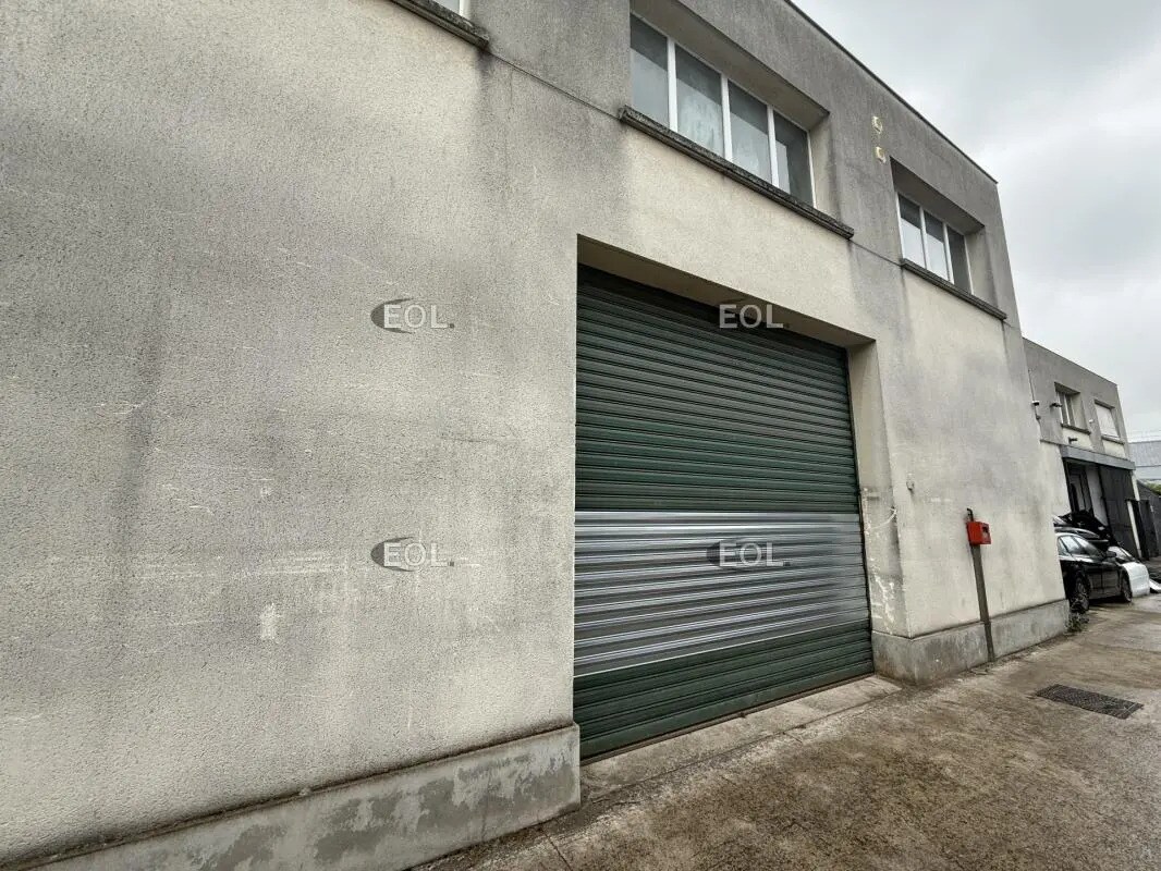 Flex in Chelles for lease Building Photo- Image 1 of 12