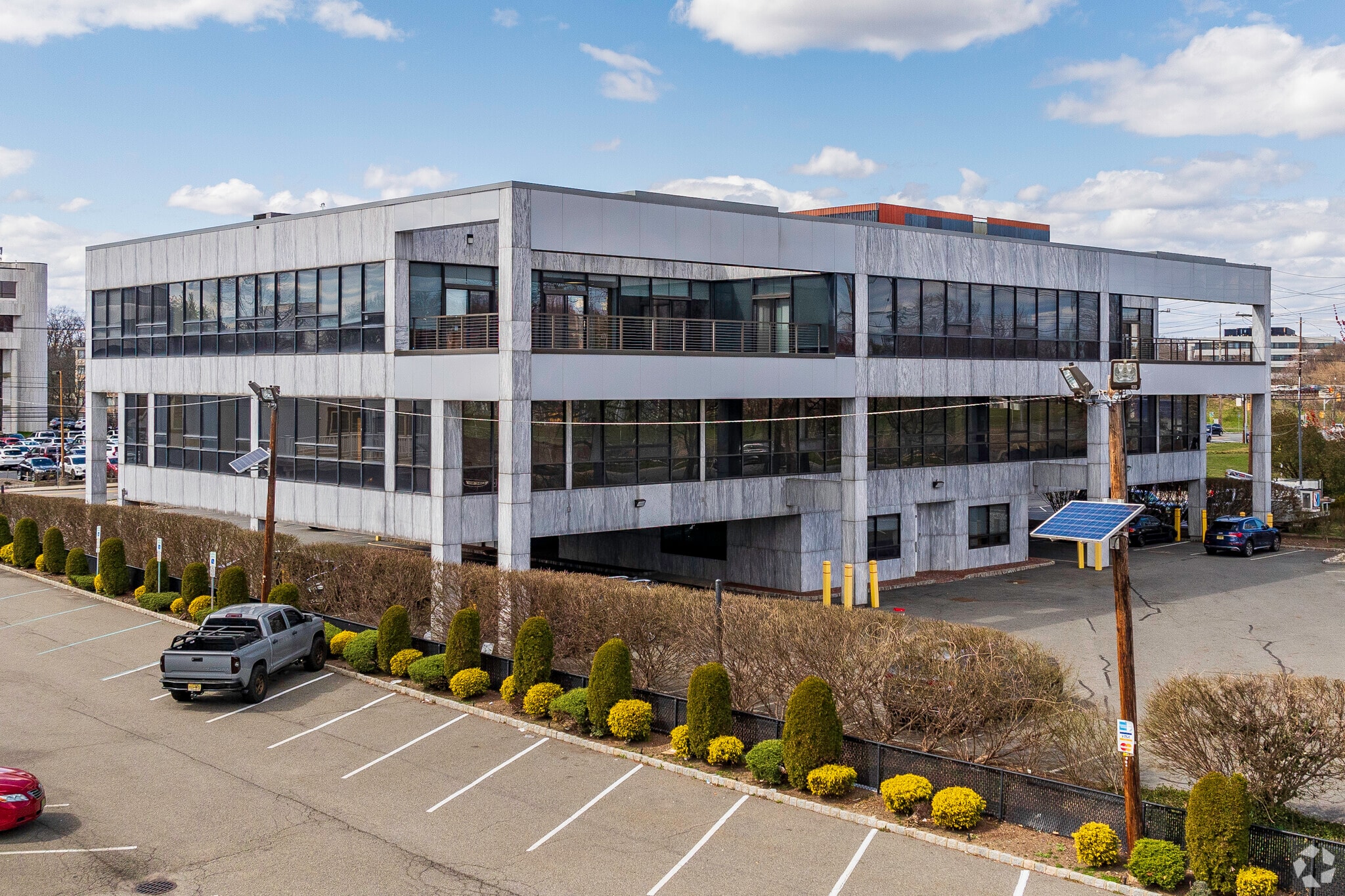 370 W Passaic St, Rochelle Park, NJ for sale Primary Photo- Image 1 of 13