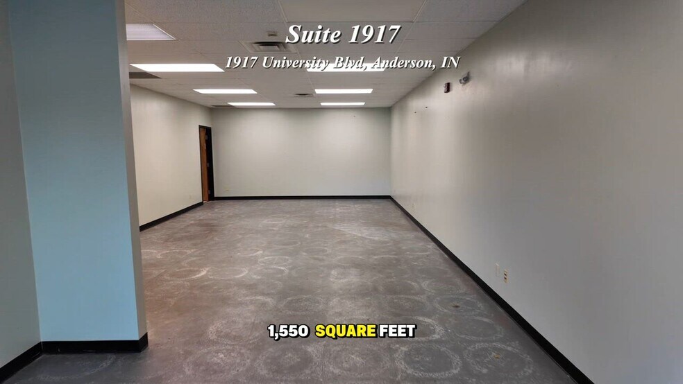 1811-1933 University Blvd, Anderson, IN à louer - Vidéo sur l’inscription commerciale - Image 2 de 3