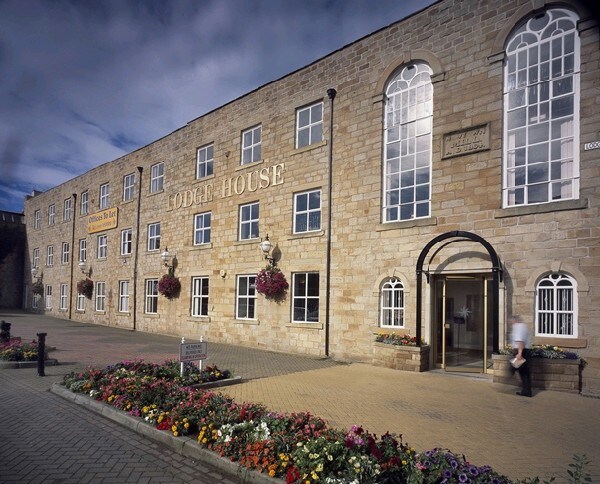 Cow Ln, Burnley à louer - Photo du bâtiment - Image 2 de 4