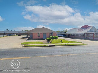 Plus de détails pour 117 South Dr, Natchitoches, LA - Commerce de détail à louer