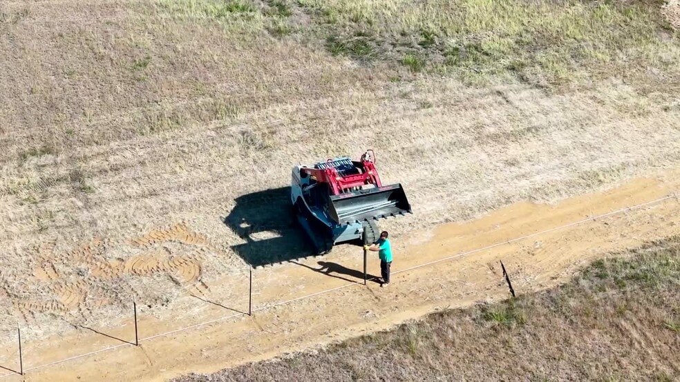 638 Rock Creek Rd, Gordonville, TX à vendre - Vidéo sur l’inscription commerciale - Image 2 de 15