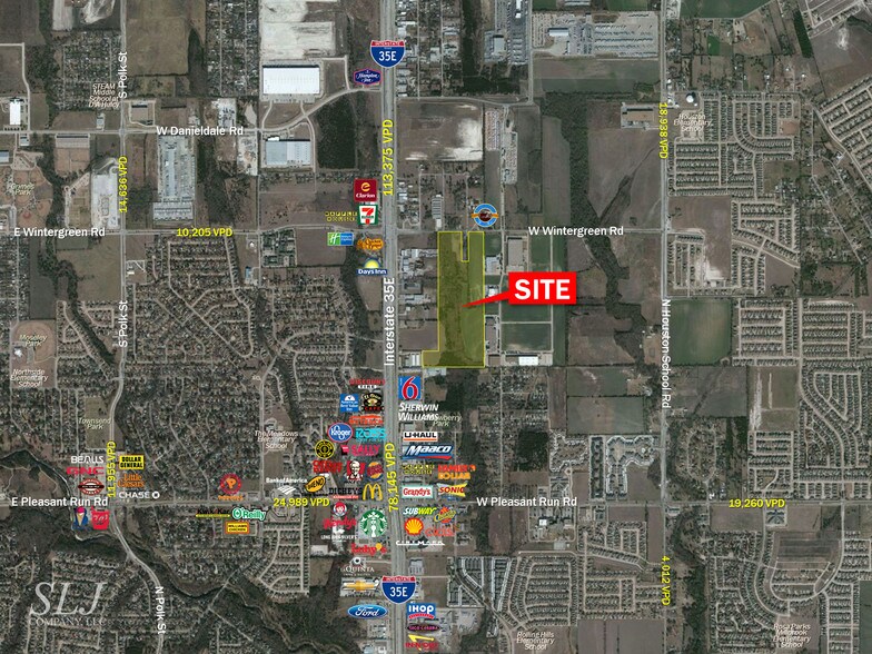 3320 W Wintergreen Rd, Lancaster, TX à vendre - Aérien - Image 3 de 4