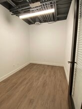 1035 Pearl St, Boulder, CO for lease Interior Photo- Image 1 of 2