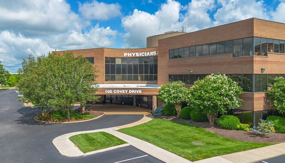 100 Covey Dr, Franklin, TN à louer - Photo du bâtiment - Image 2 de 14