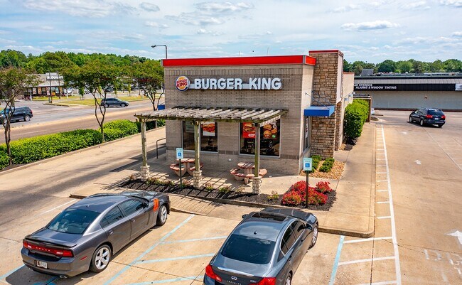 Plus de détails pour 5305 Winchester Rd, Memphis, TN - Commerce de détail à vendre