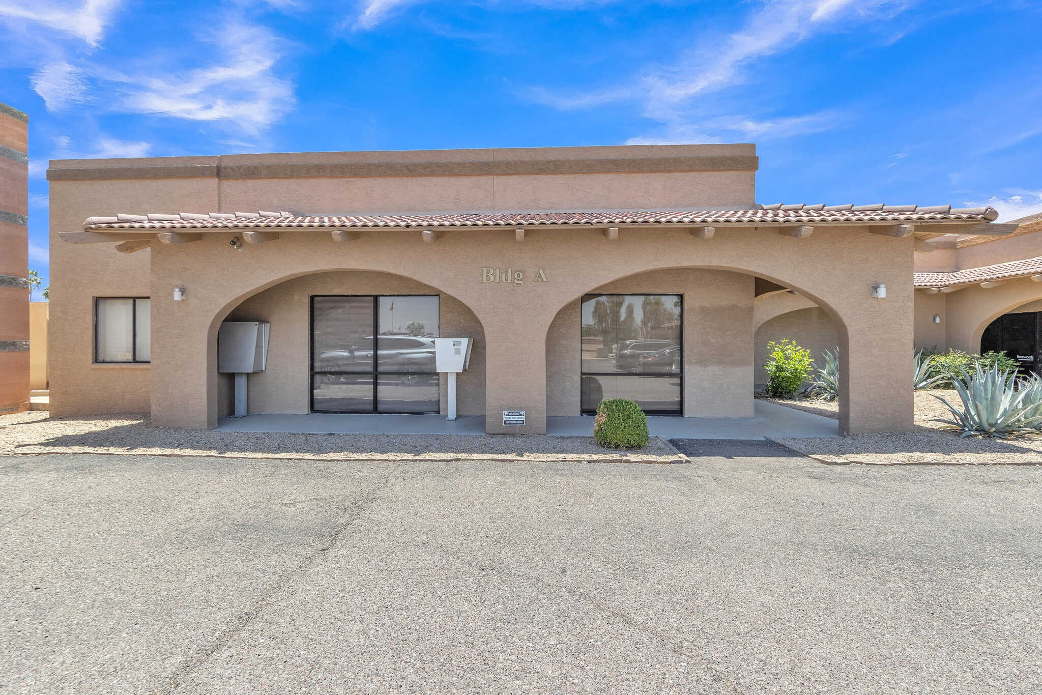 13711 W Camino Del Sol, Sun City West, AZ for lease Primary Photo- Image 1 of 16