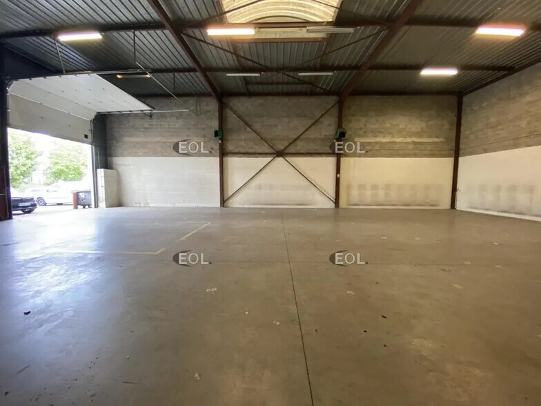 Flex dans Chilly-Mazarin à louer - Photo intérieure - Image 3 de 5