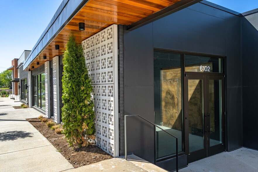 6100 Robertson Ave, Nashville, TN à louer - Photo du bâtiment - Image 2 de 30