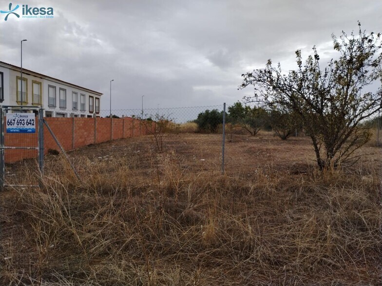 Land in La Albuera, Badajoz for sale - Construction Photo - Image 3 of 6