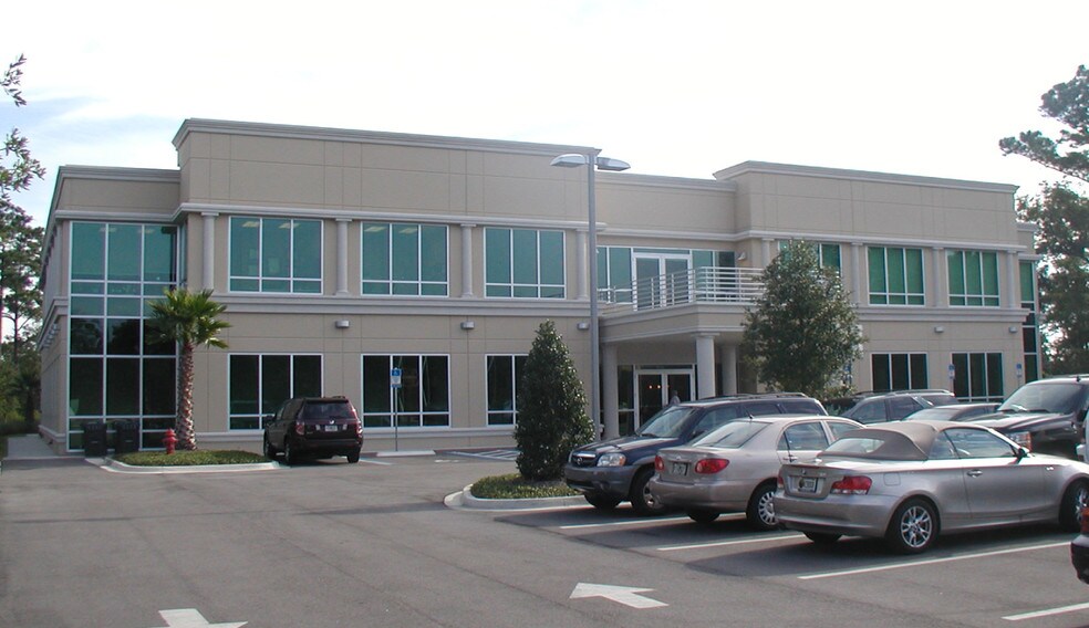 4230 Pablo Professional Ct, Jacksonville, FL à louer - Photo du bâtiment - Image 2 de 4
