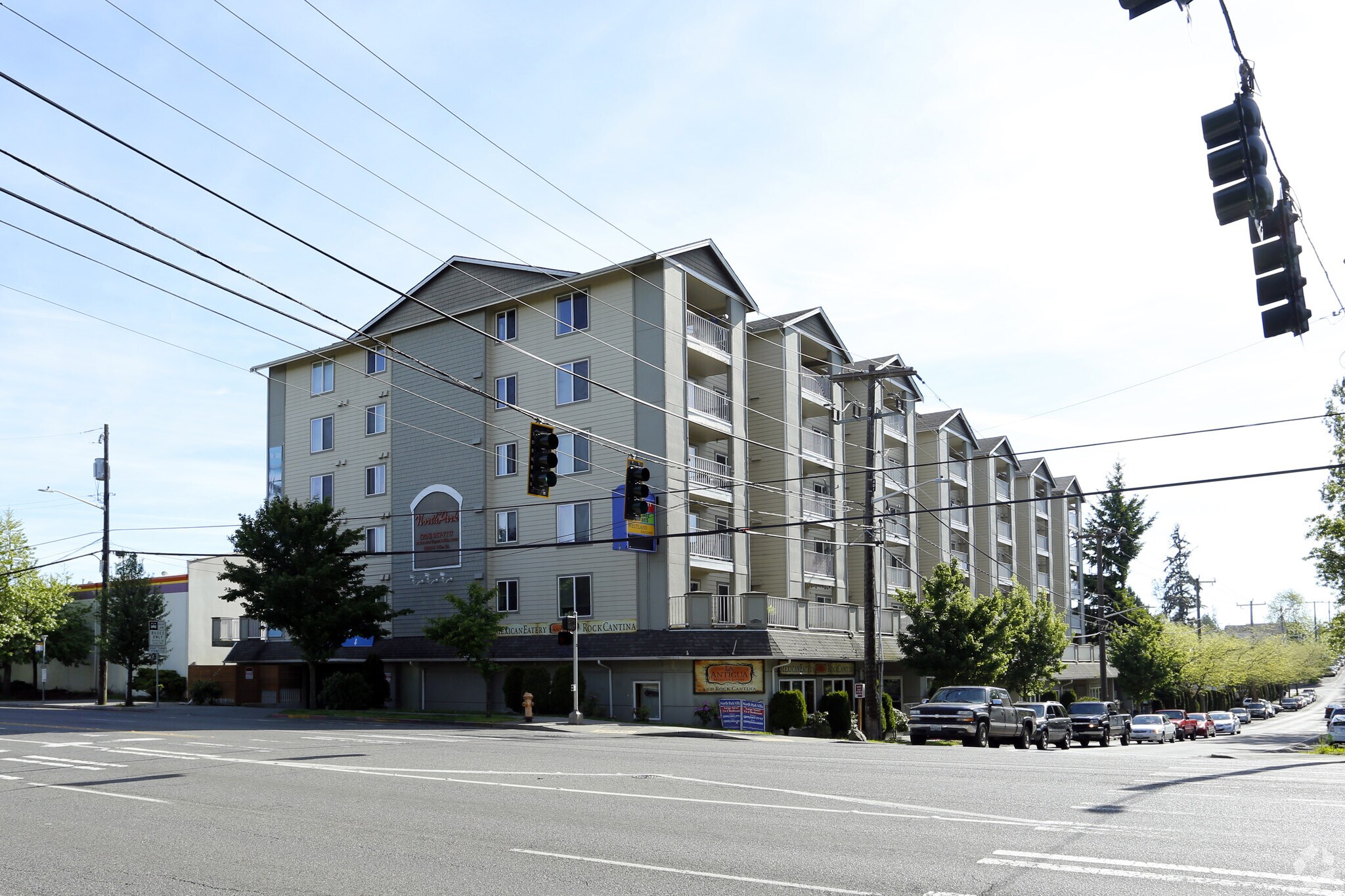 1100 N 115th St, Seattle, WA for lease Primary Photo- Image 1 of 5