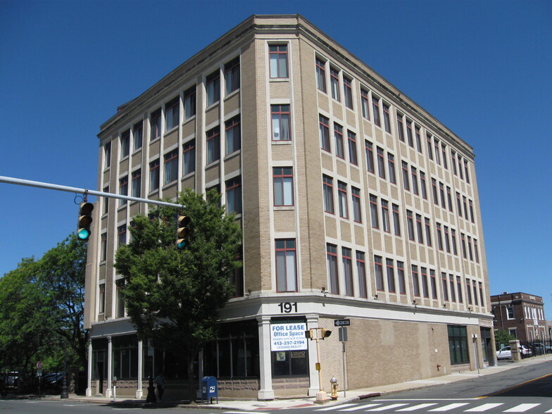 191 Chestnut St, Springfield, MA à vendre - Photo du bâtiment - Image 1 de 1