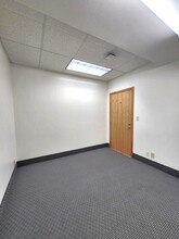 3801 W 50th St, Minneapolis, MN for lease Interior Photo- Image 2 of 2