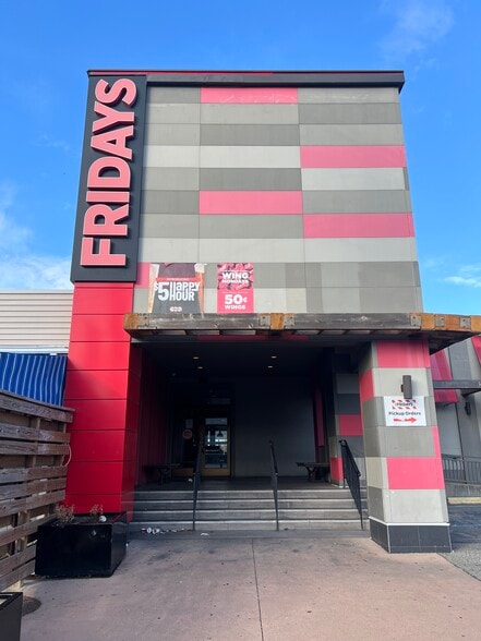 3181 Harkness Ave, Brooklyn, NY for lease - Building Photo - Image 2 of 11