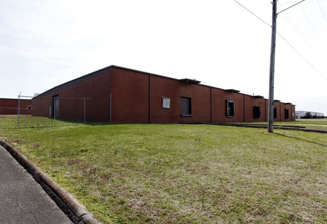 Plus de détails pour 1317 Winter Dr, Lebanon, TN - Industriel à louer