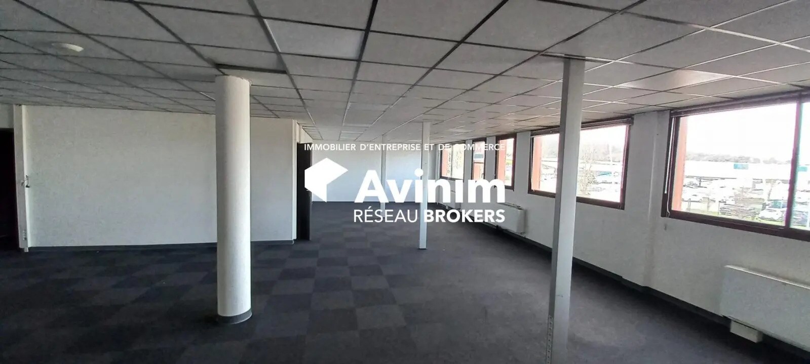 Office in Colomiers for lease Interior Photo- Image 1 of 12