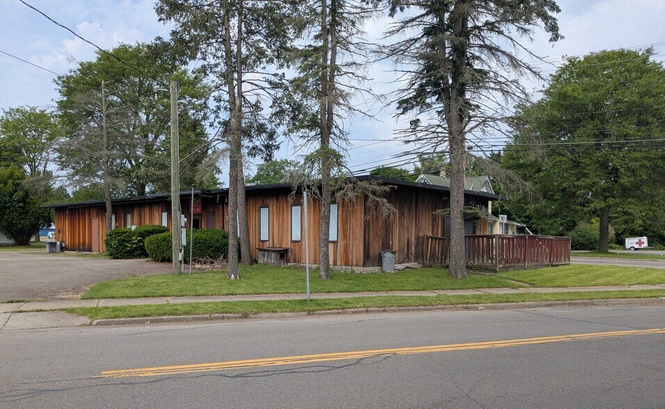 219 1/2 Tompkins St, Cortland, NY for sale - Building Photo - Image 3 of 26
