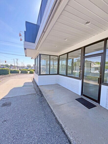163 Pleasant St, Brunswick, ME à louer - Photo du bâtiment - Image 3 de 10