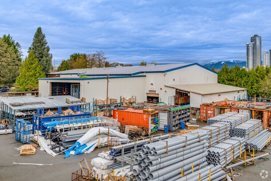 3140 Gilmore Diversion, Burnaby, BC à vendre - Photo du bâtiment - Image 2 de 4