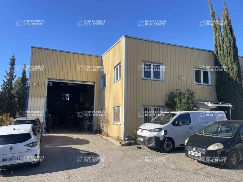 Office in Velaux for lease - Building Photo - Image 3 of 12