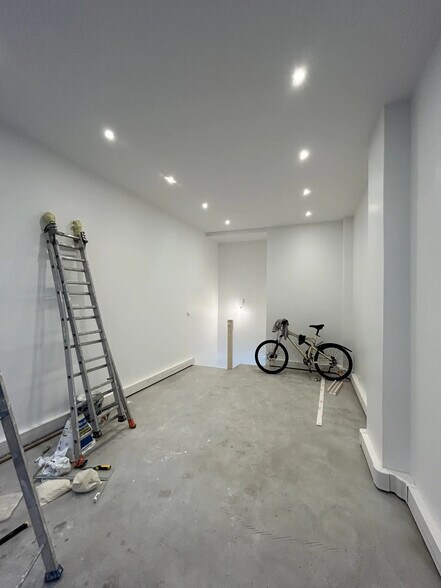 Commerce de détail dans Paris à louer - Photo intérieure - Image 3 de 3