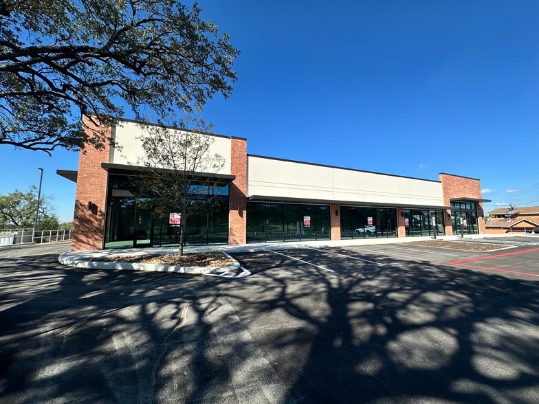 6540 Babcock Rd, San Antonio, TX for lease - Building Photo - Image 2 of 7