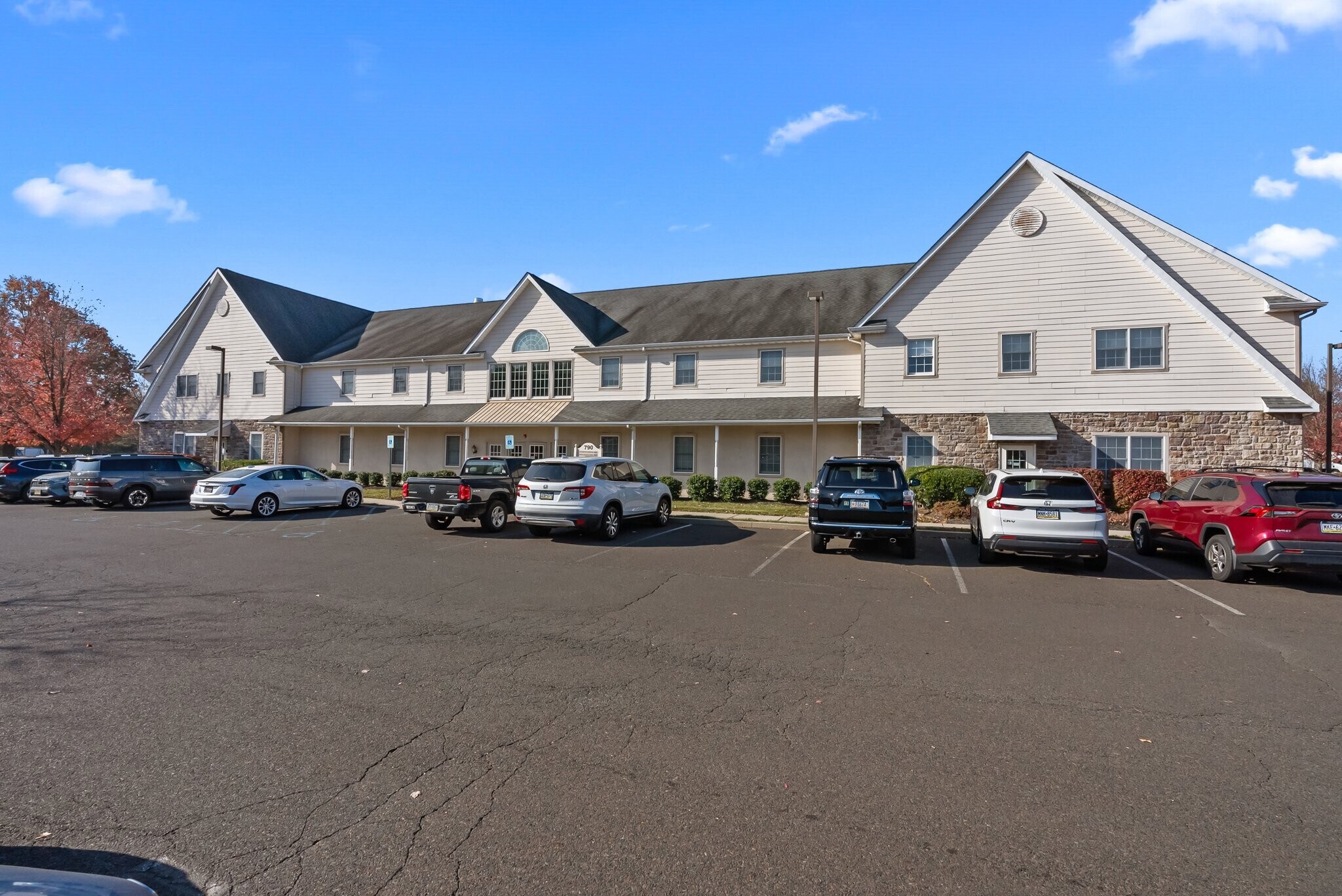 790 Newtown Yardley Rd, Newtown, PA for lease Building Photo- Image 1 of 48