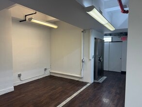 64 W 48th St, New York, NY for lease Interior Photo- Image 2 of 13