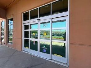 17051 Sierra Lakes Pky, Fontana, CA for lease Interior Photo- Image 2 of 11