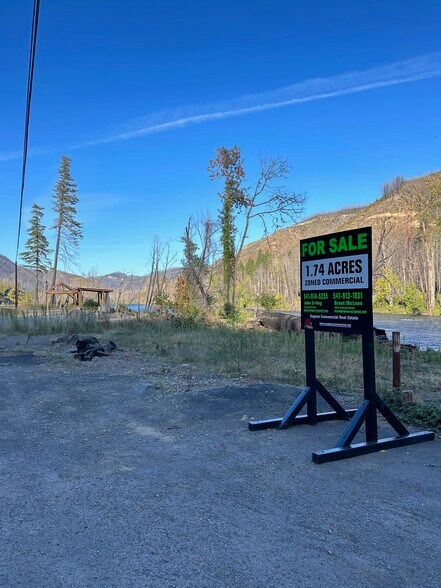 50660 McKenzie Hwy, Vida, OR à vendre - Photo du bâtiment - Image 1 de 7