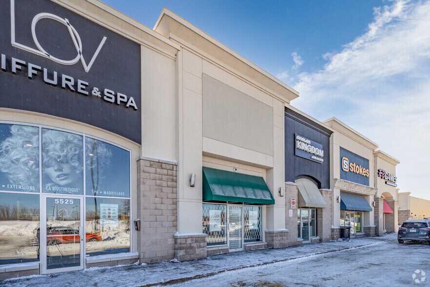 5205 Boul Robert-Bourassa, Laval, QC à louer - Photo du bâtiment - Image 2 de 42