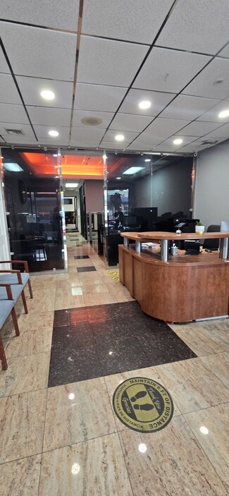 More details for 9215 Roosevelt Ave, Jackson Heights, NY - Office/Medical for Lease