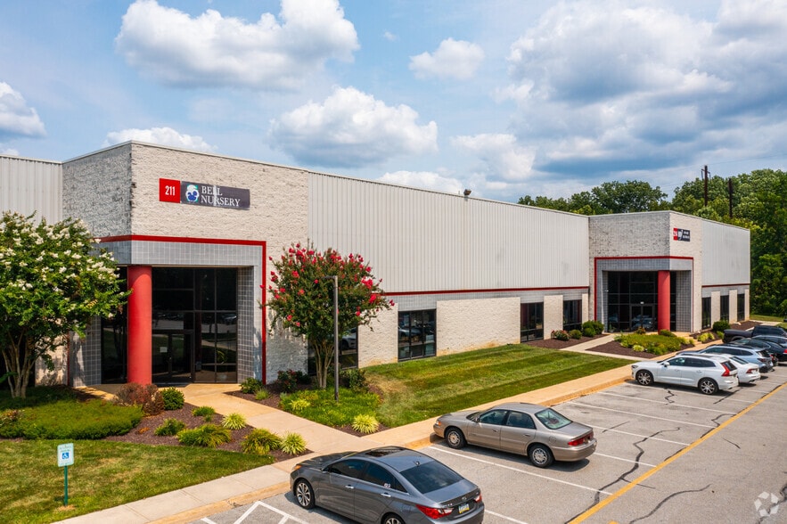 500-514 Interchange Blvd, Newark, DE for lease - Building Photo - Image 3 of 30