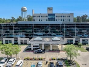 1105 W Frank Ave, Lufkin, TX for lease Interior Photo- Image 1 of 4