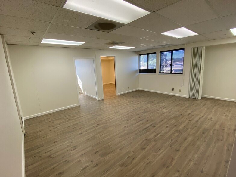 1350 Dell Ave, Campbell, CA à louer - Photo du bâtiment - Image 2 de 27