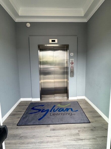 19405 Plantation Rd, Rehoboth Beach, DE for lease - Building Photo - Image 2 of 20